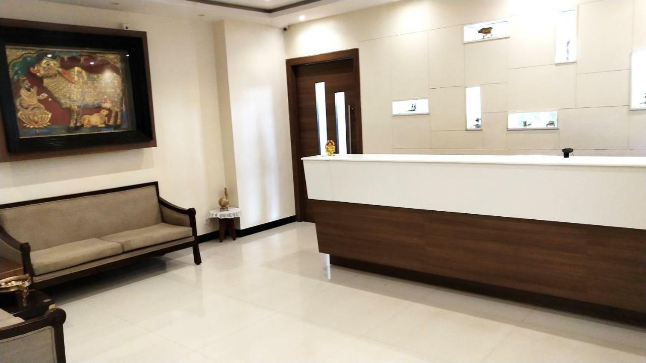 The Pioneer Hotel Visakhapatnam Exterior foto